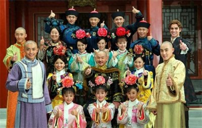 新旧两版还珠格格剧情对比,抛开演技不谈,个人感觉新版更好看。