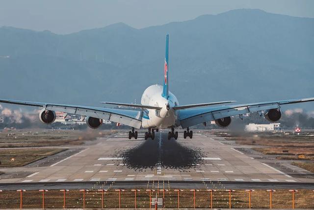 南航a380还会再用吗 南航为什么养不起A380了(23)