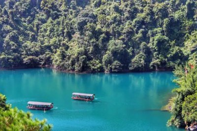 ​广东肇庆旅游必去十大景点简介（广东省肇庆市10个景点景观景区你去过几个）