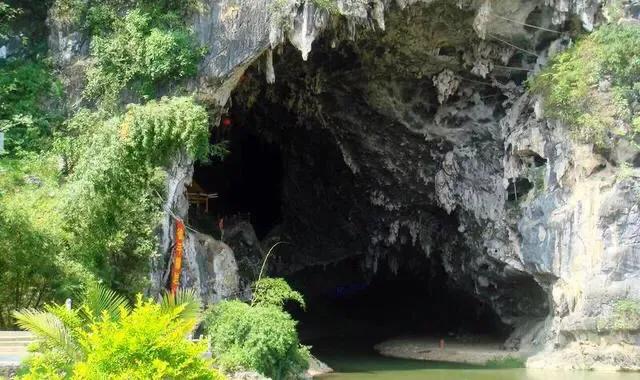 广东肇庆旅游必去十大景点简介（广东省肇庆市10个景点景观景区你去过几个）(21)