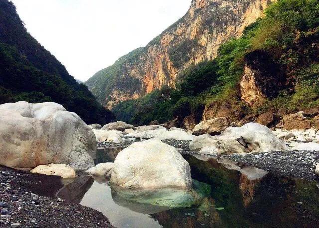 广东肇庆旅游必去十大景点简介（广东省肇庆市10个景点景观景区你去过几个）(19)