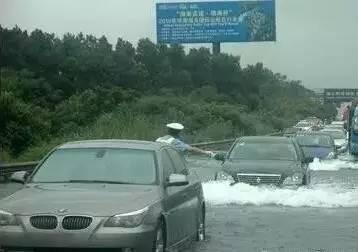 太原15年暴雨（太原暴雨后绝密信息都在这里）(4)