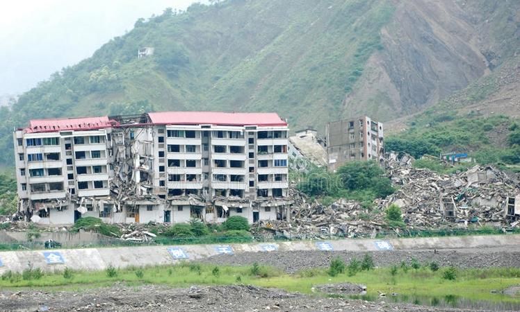 汶川唐山大地震是什么时间