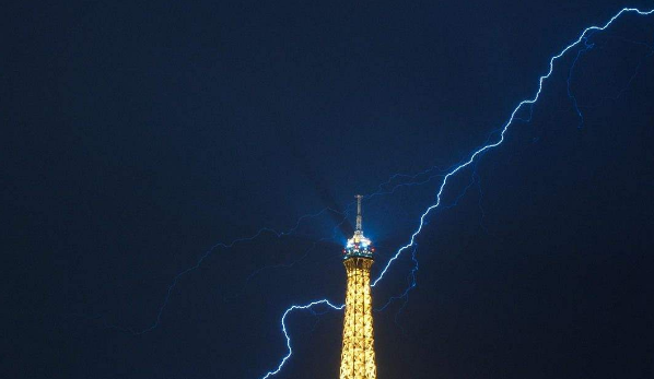 避雷针是谁发明的,美国发明避雷针的是谁图3