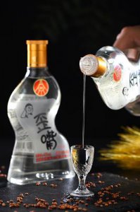 ​内蒙一号42酒多少钱，内蒙1号酒51度500ml价格