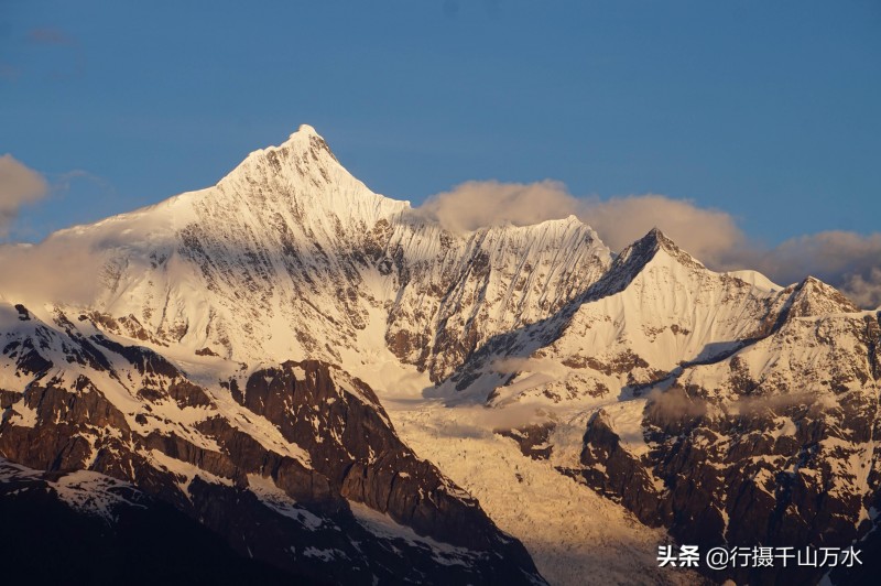 梅里雪山在哪里(梅里雪山有人登顶吗)