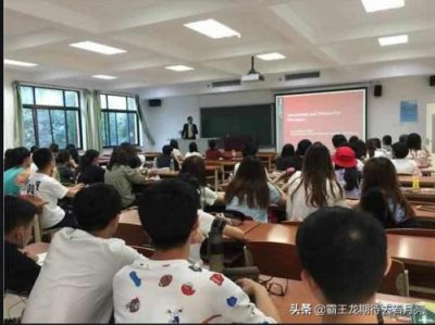 ​社团活动总结怎么写?？三年级社团活动总结怎么写