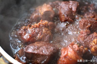 ​如何制作酱牛肉 20年秘制“酱牛肉”配方，酱香浓，咋切都不散