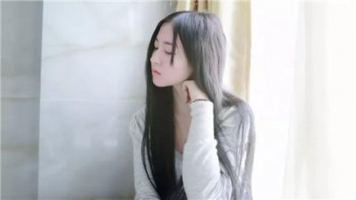 ​死缠烂打追女生有用吗？从女生角度来了解下