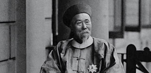 历史1896年李鸿章访美，原想彰显国威，结果闹了三个笑话  3