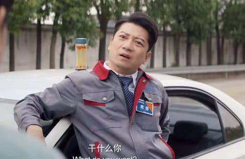 飞驰人生：张驰为何“抢跑”？看完儿子的下一个动作，瞬间泪目