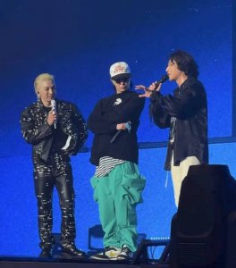 ​BIGBANG久违合体 权志龙大声惊喜现身太阳的演唱会