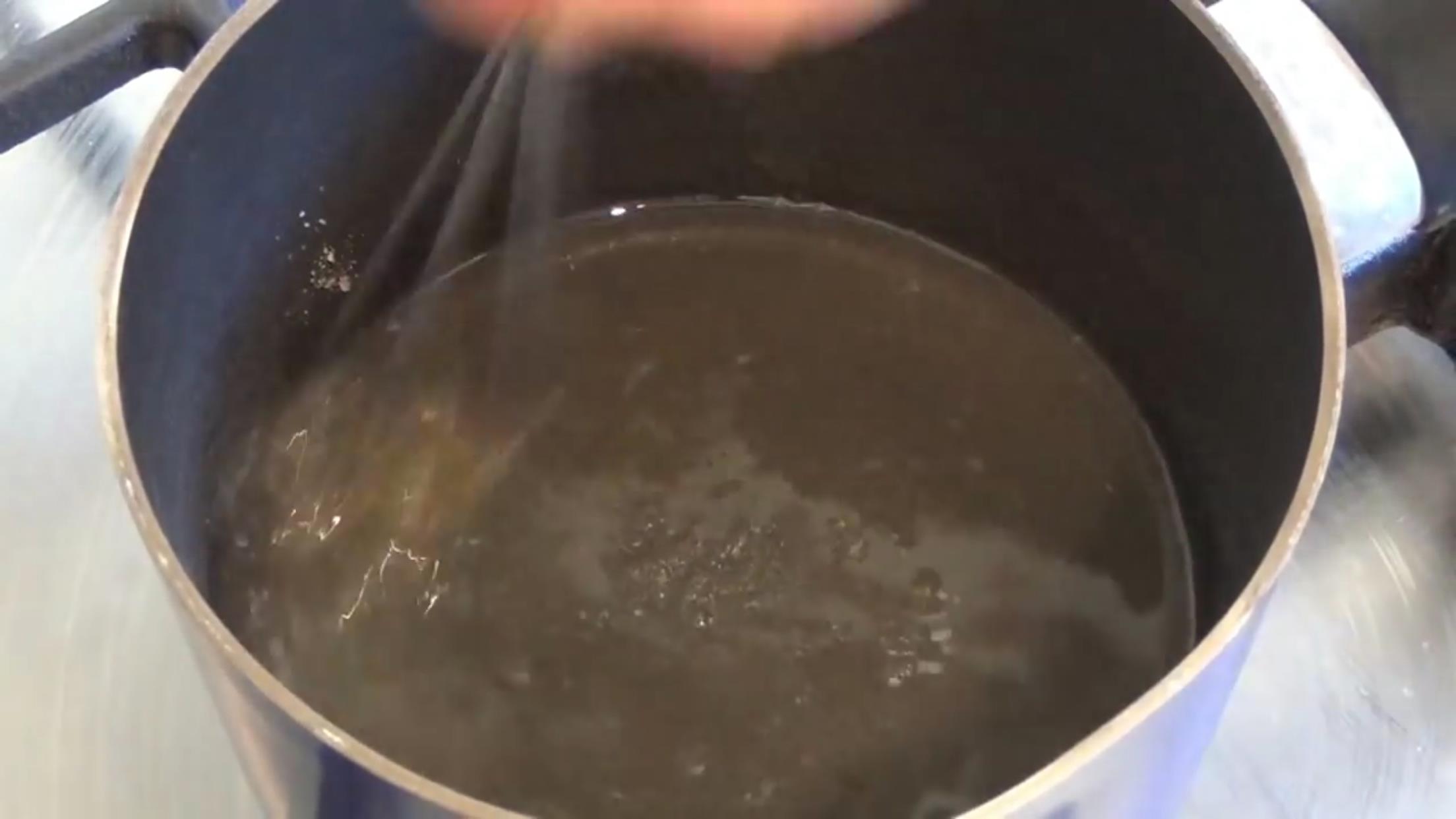 简单三步用牛奶做打发奶油,省事省钱还不快学