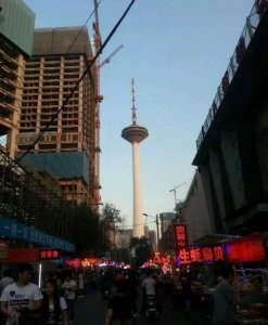 除了兴顺夜市,沈阳还有6条夜市街,均价8元33种必吃小吃扔给你