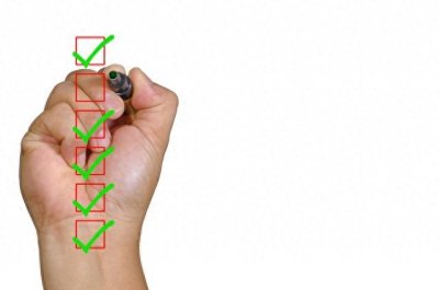 裤子别再老方法叠了,教你一招小技巧,方便整齐没褶皱,简单易学