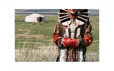 超简短甜甜的情侣签名 暖心情侣签名一左一右