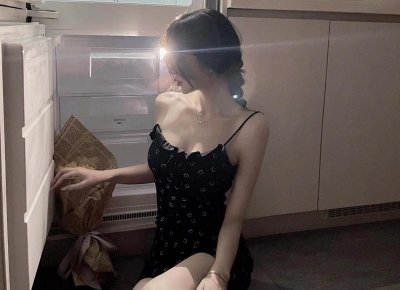 父母爱弟弟,把我当扶弟魔