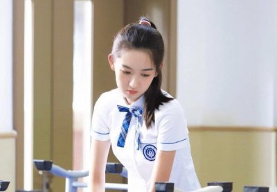 继《少年派》,邓小琪终于官宣新剧,男主是熟悉的他,CP感十足