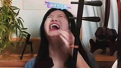 二饼胡拉”火了,那个经常笑得直拍大腿的“力哥”原来大有来历