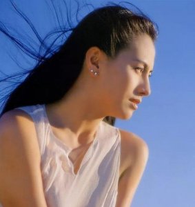 田丽:尤物的身材、御姐的脸,气场十足却有3段不幸的婚姻