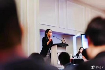 杨子15岁的女儿考取哈佛,气质不输黄圣依,和爸爸是朋友关系