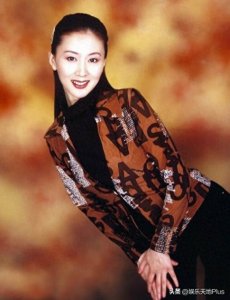 从裸体模特到医学美容企业家的汤加丽之路